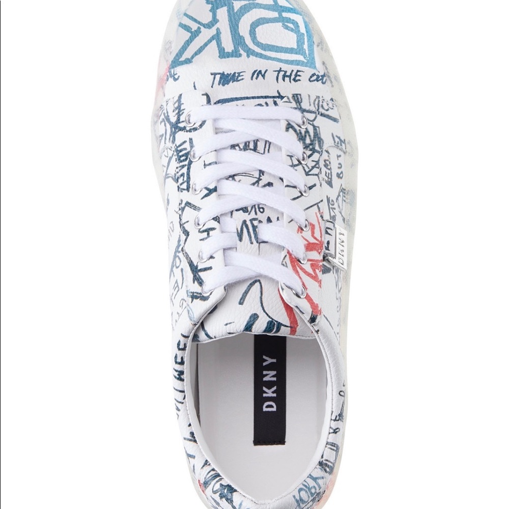 DKNY EMZ LACE-UP GRAFFITTI SNEAKER SZ 8 - Picture 4 of 5